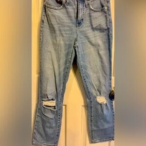 J Crew Essential Straight Leg Ripped Knee Size 25